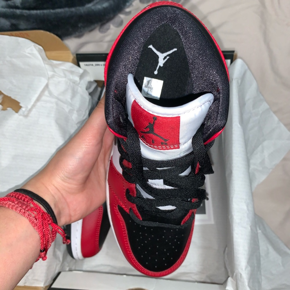Chicago Black Toe Mids